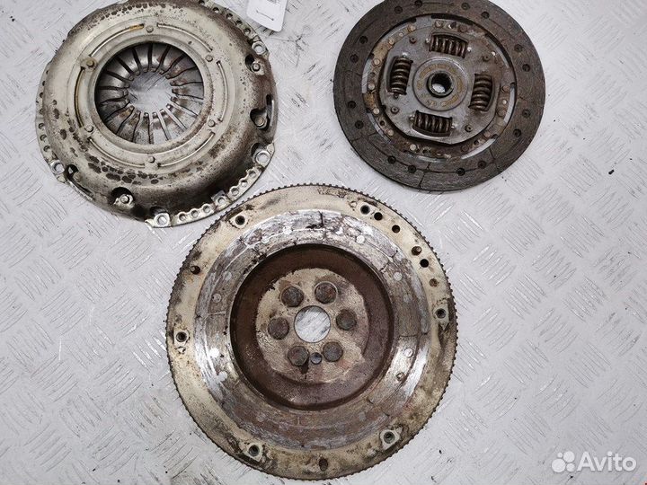 Маховик (демпфер сцепления) для Ford Focus 1