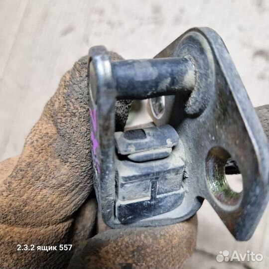 Концевик двери левый ford focus 1