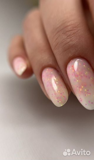 Маникюр с покрытием гель-лаком