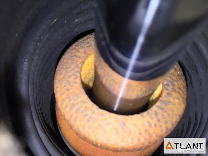 Стойка передняя toyota ractis