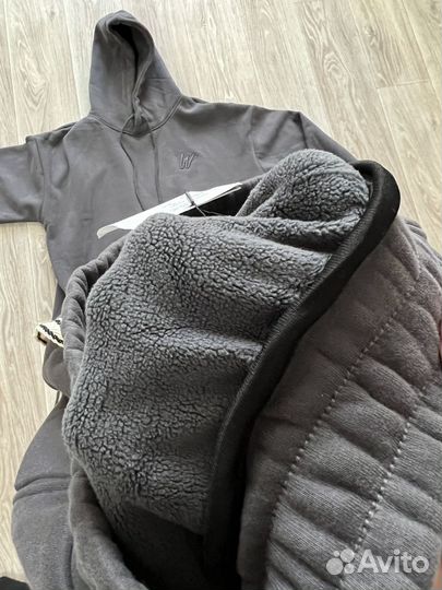 Спортивный костюм женский новый