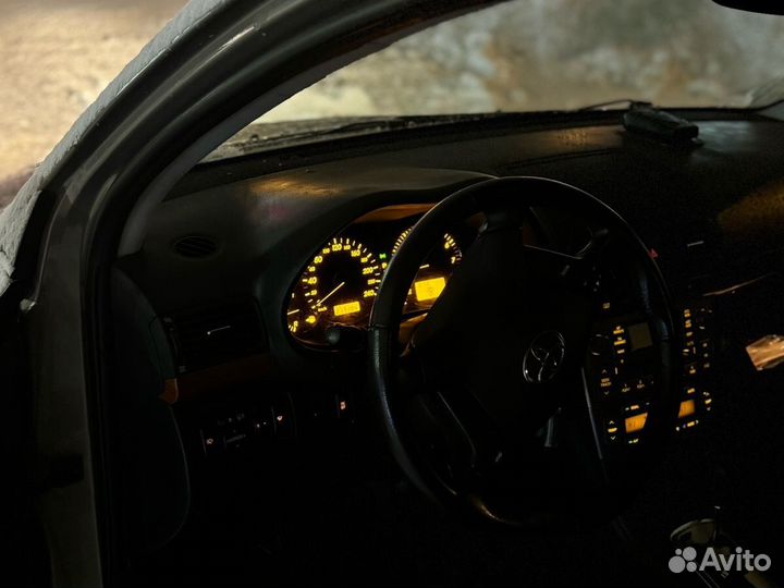 Toyota Avensis 1.8 AT, 2006, 217 194 км