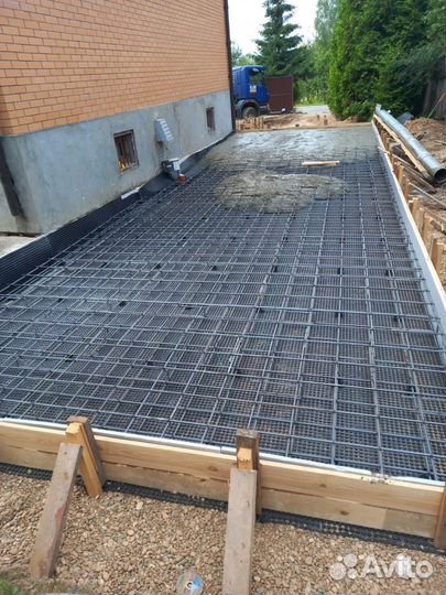 Строительство домов из кирпича и монолита