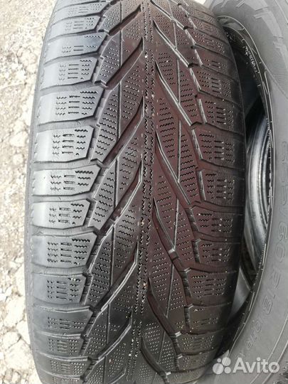 Nokian Tyres Hakkapeliitta R SUV 225/60 R18 104R