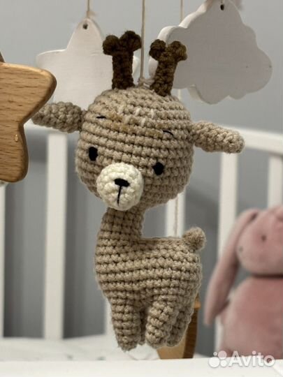 Мобиль в кроватку для новорожденных