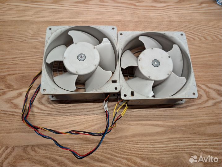 Вентилятор nidec beta V TA500dc