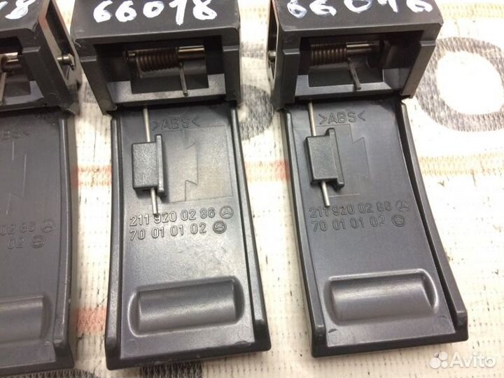 Крышка Mercedes-Benz E-Class W211 112.949 2002