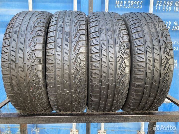 Pirelli Winter Sottozero 240 Serie II 215/60 R18 96H