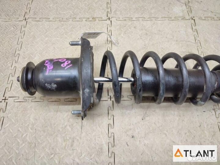 Стойка задняя правая toyota sienta