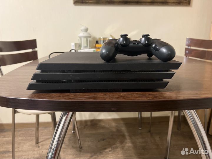 Sony PS4 pro 1tb