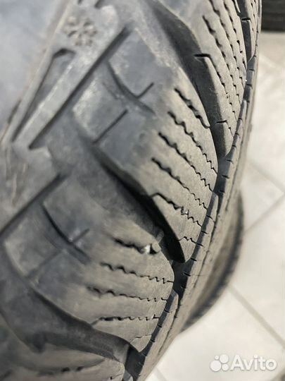 Goodyear UltraGrip Ice 2 215/55 R17 98T