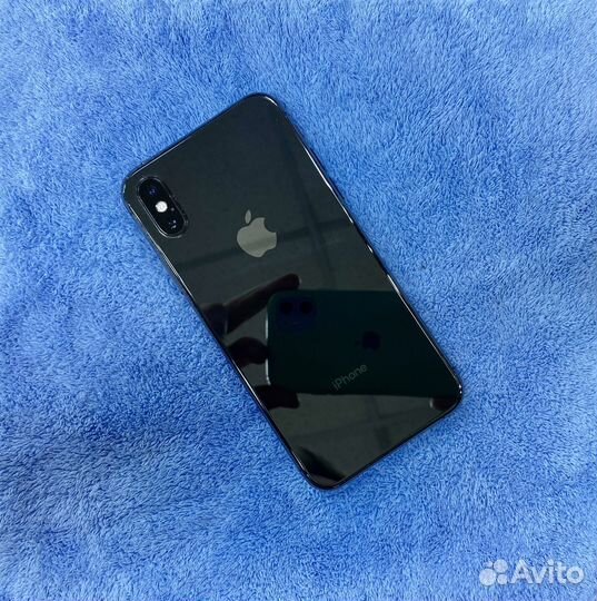 iPhone Xs, 64 ГБ