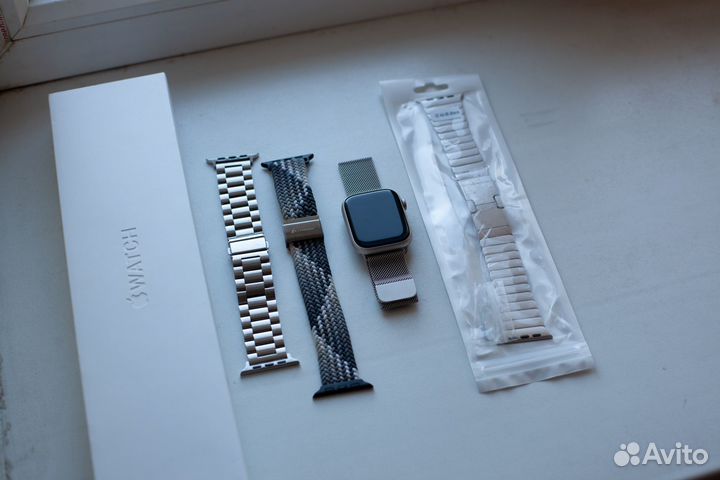 Apple Watch Series 7 45 mm Starlight