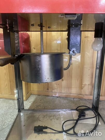 Попкорница