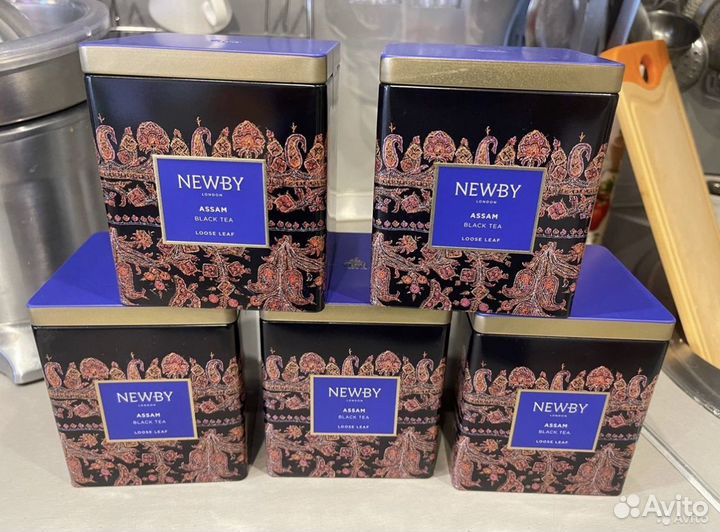 Жестяная банка из-под чая