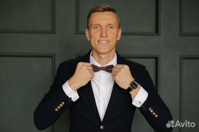 Ведущий на свадьбу тяжелый дым и снег в подарок