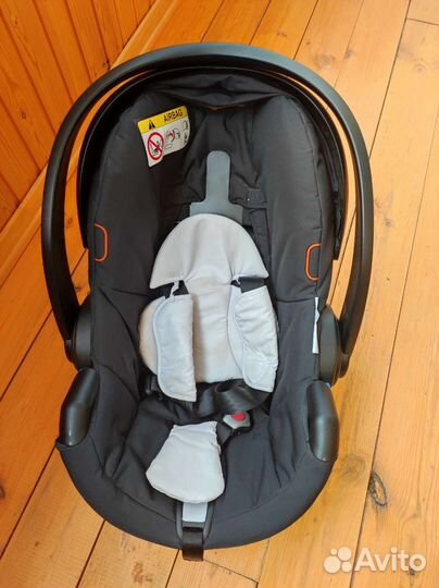 Автолюлька stokke