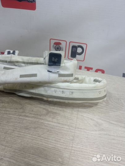 Подушка безопасности боковая шторка Audi A8