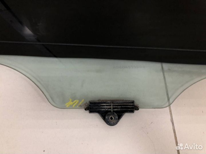 Стекло двери задней правой Hyundai i40 VF 2011