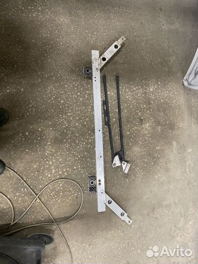 Усилитель бампера передний Volvo Xc90