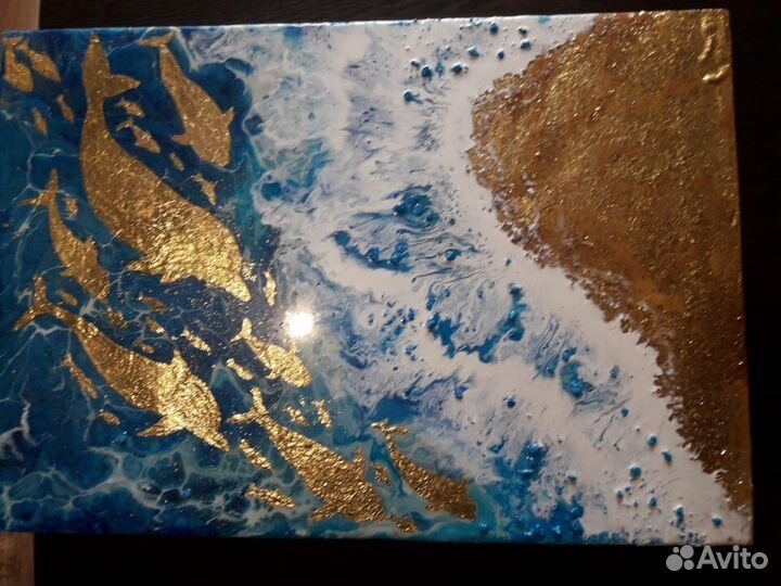 Картина в технике флюид арт