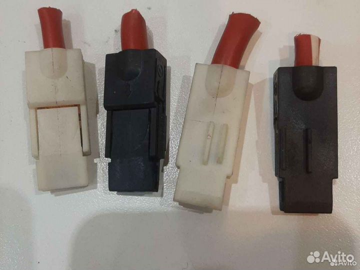 Штекер силовой Mercedes