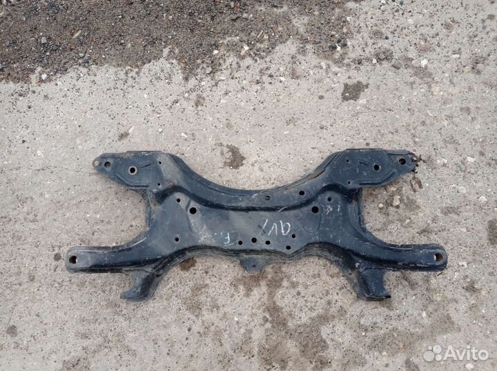 Передняя балка подмоторная на лансер 10