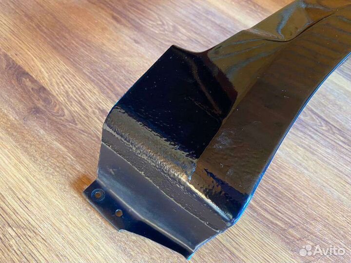 Крыло переднее правое Suzuki swift 3