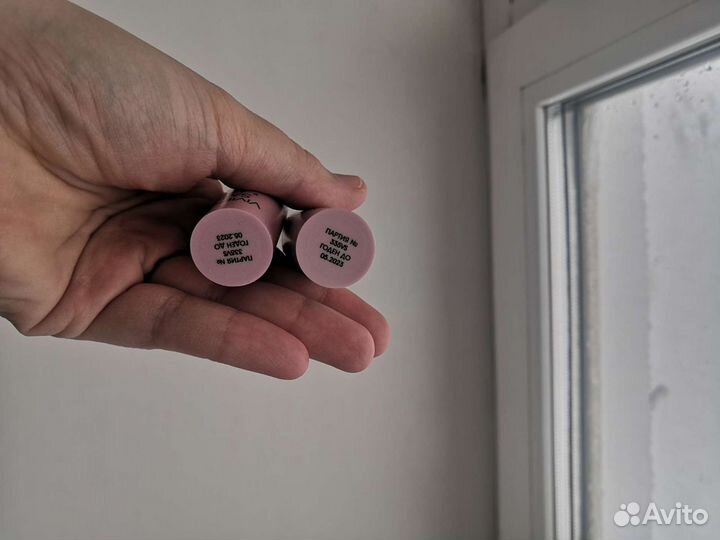 Бальзам для губ от Вивьен сабо