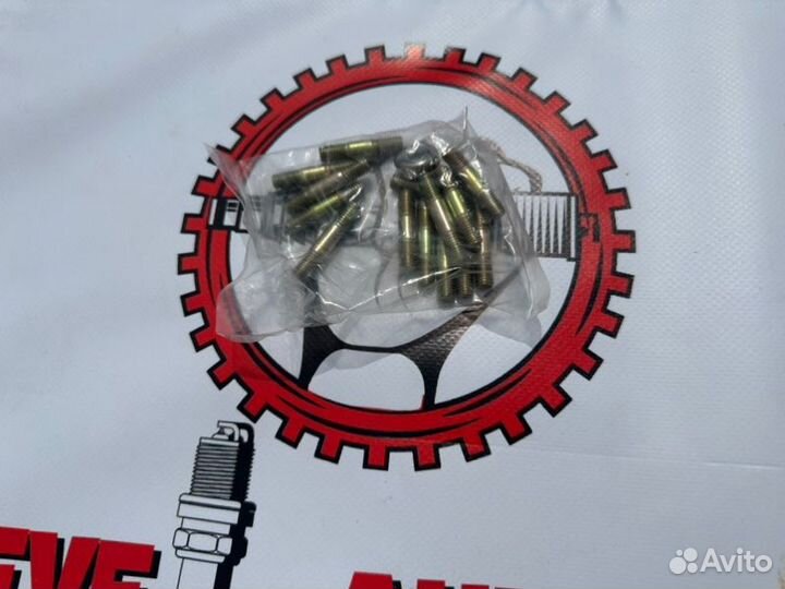 Головка блока цилиндров в сборе Mazda F8 / Fe