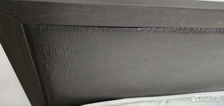 Кровать с матрасом бу 160200