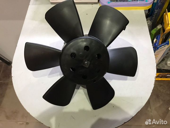 Вентилятор радиатора audi VW golf III passat polo