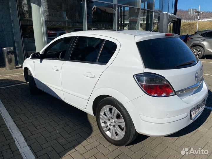 Opel Astra 1.8 AT, 2007, 198 945 км