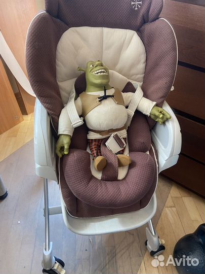 Стульчик-люлька для кормления и укачивания Combi