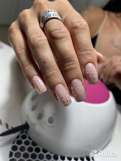 Маникюр педикюр