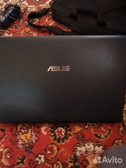 Ноутбук asus