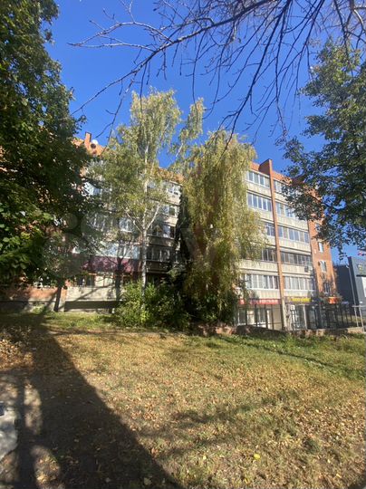 4-к. квартира, 90 м², 5/5 эт.