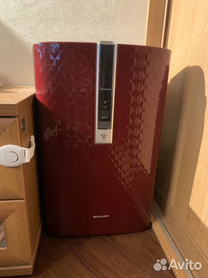 Очиститель увложнитель ионизатор воздуха Sharp