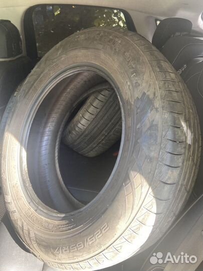 Nokian Tyres Hakka Blue 3 SUV 225/65 R17 106B