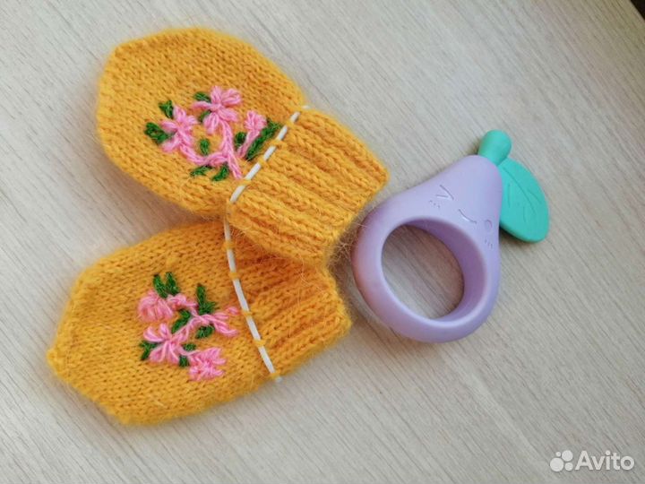 Рукавички и носочки для малыша