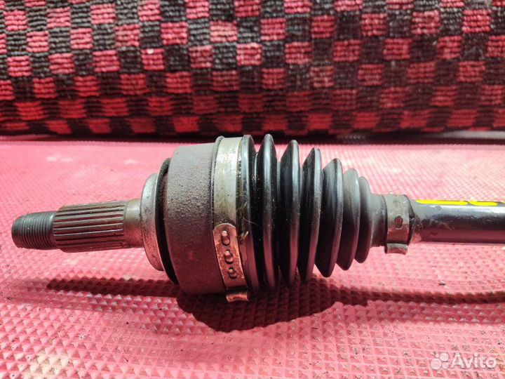 Привод прав. перед. honda insight