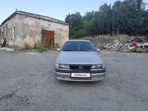 Opel Vectra 1.6 MT, 1994, 200 000 км, с пробегом, цена 30 000 руб.