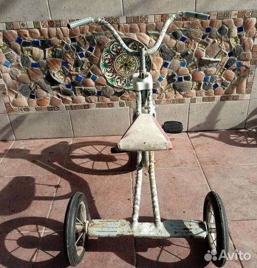 Детский трехколесный велосипед 