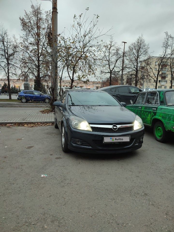 Opel Astra GTC: фото владельца