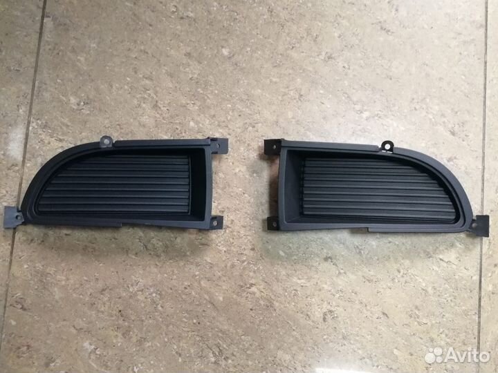 Заглушка противотуманной фары Lancer