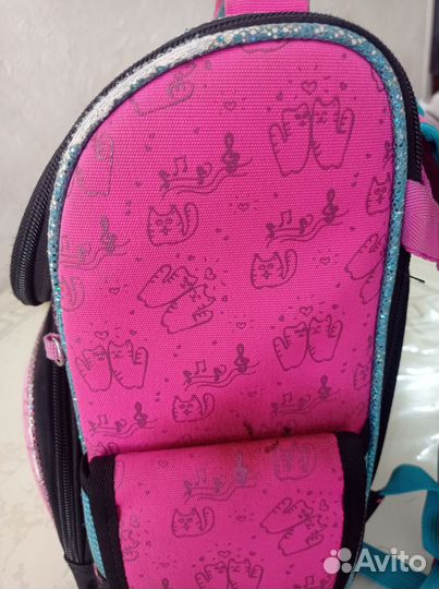 Портфель школьный