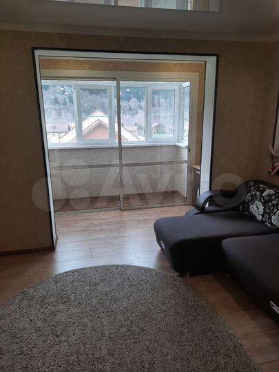 2-к. квартира, 54 м², 4/9 эт.