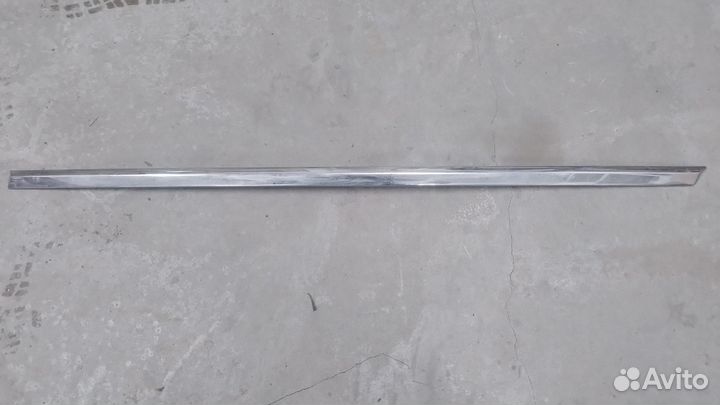 Молдинг двери passat b6