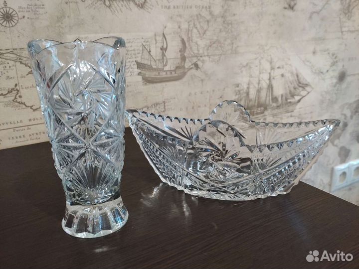 Хрустальная ваза