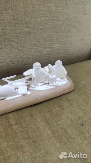 Статуэтка кость